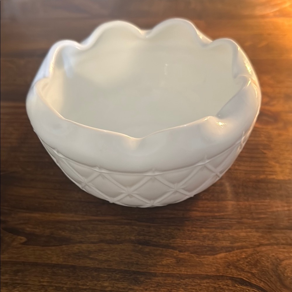 Elegant White Ceramic Bowl